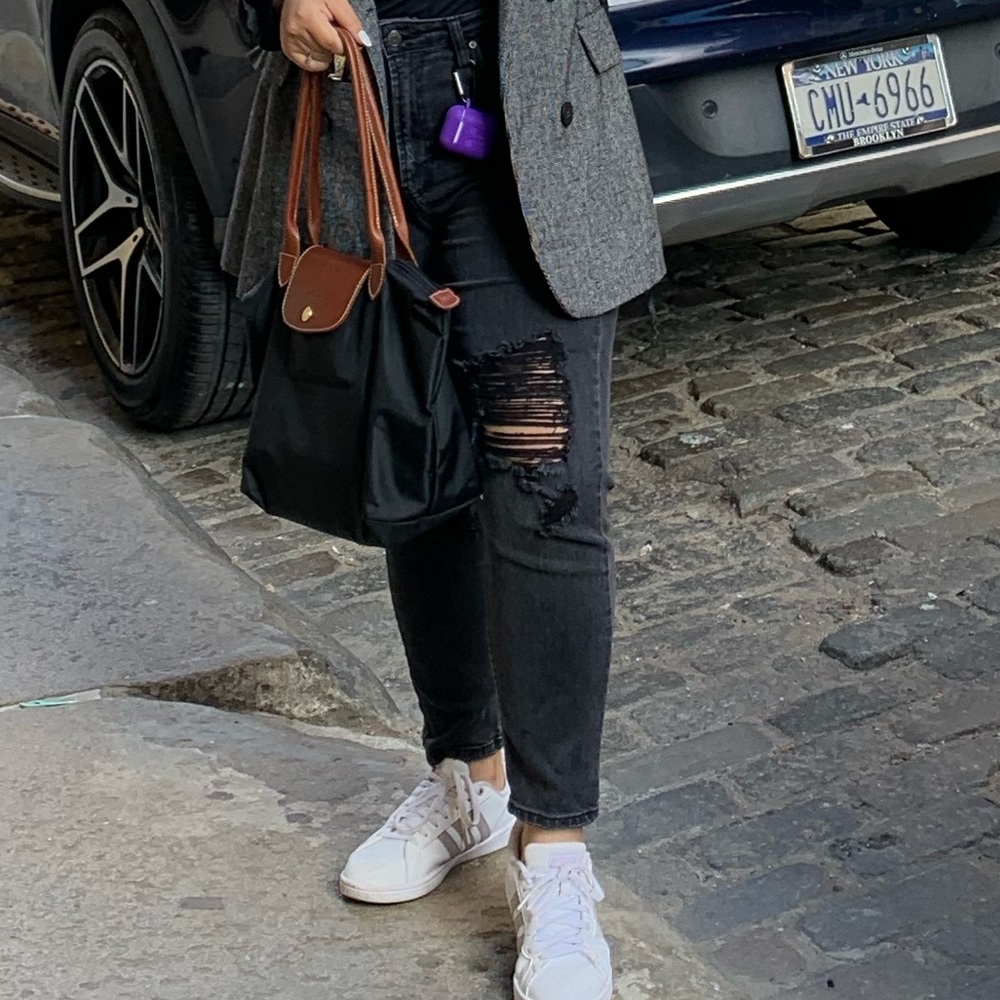Black ripped mom jeans!